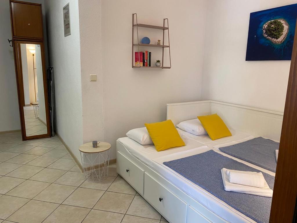 Apartmani Josipa Trogir Bagian luar foto